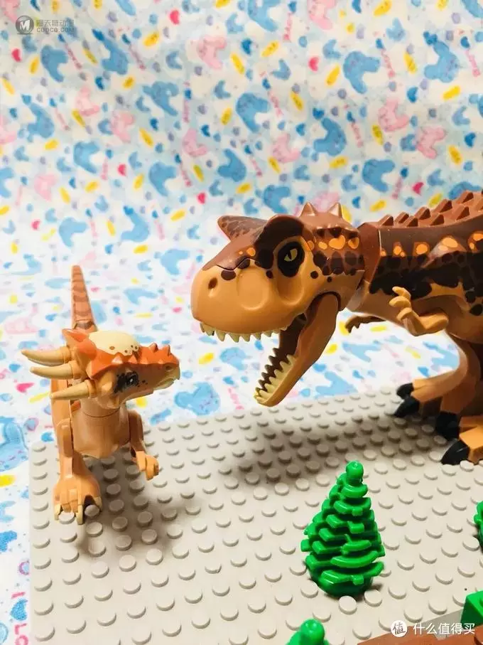 我的LEGO侏罗纪小世界—乐高侏罗纪世界系列恐龙配件晒单 我的LEGO侏罗纪小世界—乐高侏罗纪世界系列恐龙配件晒单
