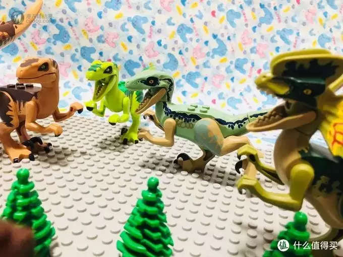 我的LEGO侏罗纪小世界—乐高侏罗纪世界系列恐龙配件晒单 我的LEGO侏罗纪小世界—乐高侏罗纪世界系列恐龙配件晒单