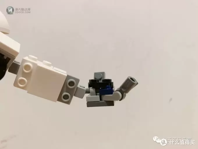 乐高MOC技巧大揭秘:教你纯看图来复刻大神作品! 乐高MOC技巧大揭秘:教你纯看图来复刻大神作品!