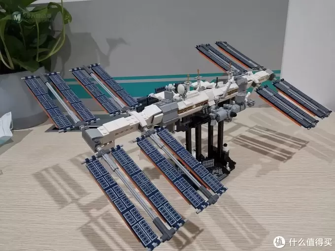 老杨的玩具仓库 篇五十七:LEGO IDEAS系列 21321国际空间站 拼装简单评测 老杨的玩具仓库 篇五十七:LEGO IDEAS系列 21321国际空间站 拼装简单评测