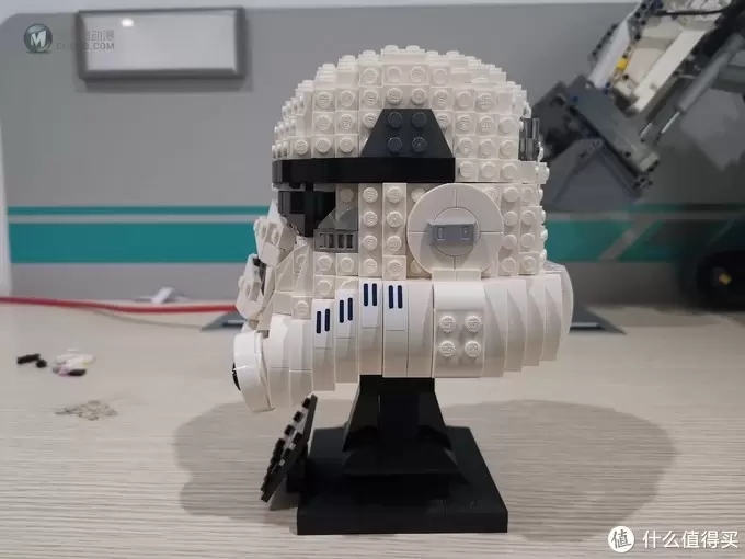 老杨的玩具仓库 篇五十一:LEGO 星战头盔系列40周年 75276 冲锋兵头盔 评测 老杨的玩具仓库 篇五十一:LEGO 星战头盔系列40周年 75276 冲锋兵头盔 评测
