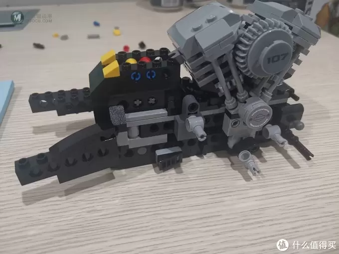 老杨的玩具仓库 篇四十六:LEGO 创意组系列 10269 哈雷肥仔摩托车 评测 老杨的玩具仓库 篇四十六:LEGO 创意组系列 10269 哈雷肥仔摩托车 评测