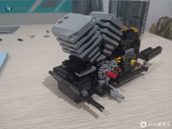 老杨的玩具仓库 篇四十六:LEGO 创意组系列 10269 哈雷肥仔摩托车 评测 老杨的玩具仓库 篇四十六:LEGO 创意组系列 10269 哈雷肥仔摩托车 评测