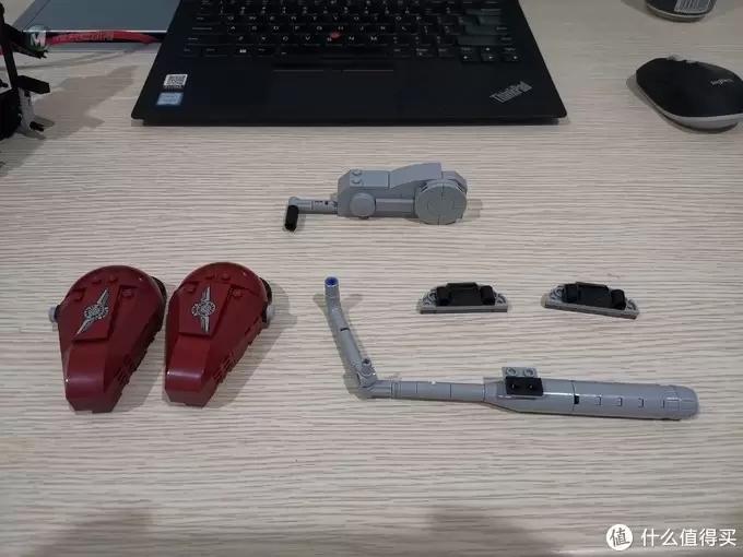 老杨的玩具仓库 篇四十六:LEGO 创意组系列 10269 哈雷肥仔摩托车 评测 老杨的玩具仓库 篇四十六:LEGO 创意组系列 10269 哈雷肥仔摩托车 评测