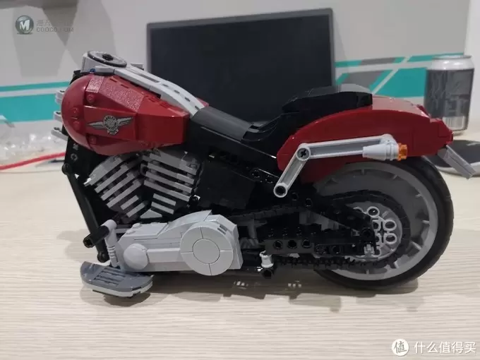老杨的玩具仓库 篇四十六:LEGO 创意组系列 10269 哈雷肥仔摩托车 评测 老杨的玩具仓库 篇四十六:LEGO 创意组系列 10269 哈雷肥仔摩托车 评测