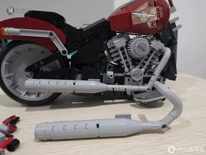 老杨的玩具仓库 篇四十六:LEGO 创意组系列 10269 哈雷肥仔摩托车 评测 老杨的玩具仓库 篇四十六:LEGO 创意组系列 10269 哈雷肥仔摩托车 评测