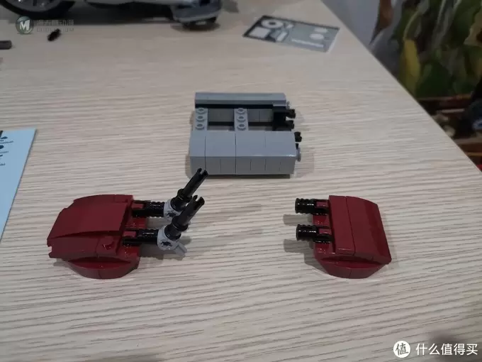 老杨的玩具仓库 篇四十六:LEGO 创意组系列 10269 哈雷肥仔摩托车 评测 老杨的玩具仓库 篇四十六:LEGO 创意组系列 10269 哈雷肥仔摩托车 评测
