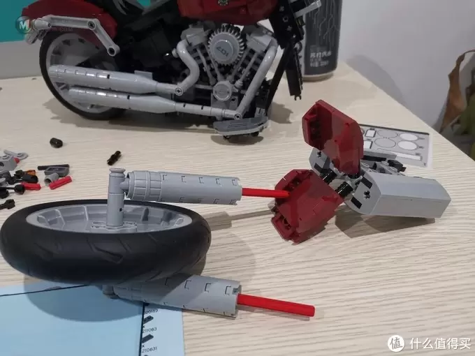老杨的玩具仓库 篇四十六:LEGO 创意组系列 10269 哈雷肥仔摩托车 评测 老杨的玩具仓库 篇四十六:LEGO 创意组系列 10269 哈雷肥仔摩托车 评测