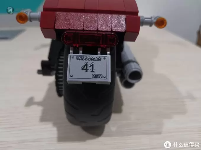 老杨的玩具仓库 篇四十六:LEGO 创意组系列 10269 哈雷肥仔摩托车 评测 老杨的玩具仓库 篇四十六:LEGO 创意组系列 10269 哈雷肥仔摩托车 评测