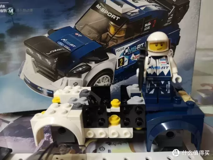 乐高75885—湛蓝天空下的一抹白蓝 乐高75885—湛蓝天空下的一抹白蓝