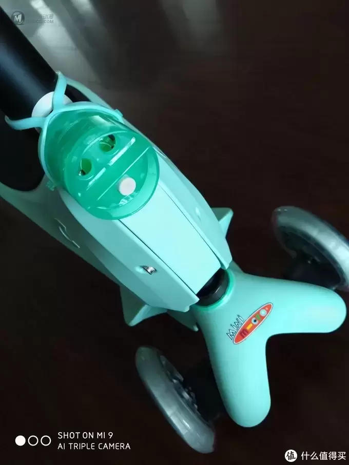 我的滑板车可以变形哦,瑞士micro迈古米高三合一迷你储物滑板车 我的滑板车可以变形哦,瑞士micro迈古米高三合一迷你储物滑板车