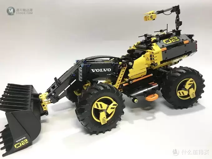 LEGO 乐高 拼拼乐 篇176:未来与现代的结合:42081 沃尔沃 ZEUX 概念式装载机 LEGO 乐高 拼拼乐 篇176:未来与现代的结合:42081 沃尔沃 ZEUX 概念式装载机