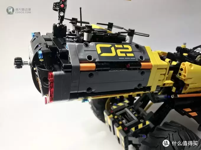 LEGO 乐高 拼拼乐 篇176:未来与现代的结合:42081 沃尔沃 ZEUX 概念式装载机 LEGO 乐高 拼拼乐 篇176:未来与现代的结合:42081 沃尔沃 ZEUX 概念式装载机