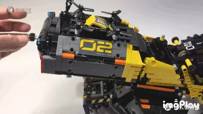 LEGO 乐高 拼拼乐 篇176:未来与现代的结合:42081 沃尔沃 ZEUX 概念式装载机 LEGO 乐高 拼拼乐 篇176:未来与现代的结合:42081 沃尔沃 ZEUX 概念式装载机