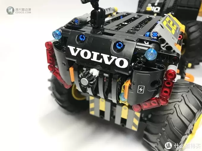 LEGO 乐高 拼拼乐 篇176:未来与现代的结合:42081 沃尔沃 ZEUX 概念式装载机 LEGO 乐高 拼拼乐 篇176:未来与现代的结合:42081 沃尔沃 ZEUX 概念式装载机
