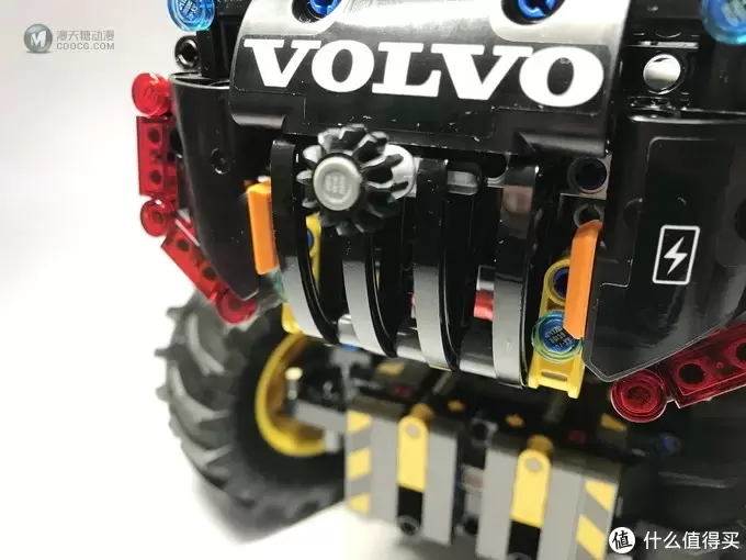 LEGO 乐高 拼拼乐 篇176:未来与现代的结合:42081 沃尔沃 ZEUX 概念式装载机 LEGO 乐高 拼拼乐 篇176:未来与现代的结合:42081 沃尔沃 ZEUX 概念式装载机