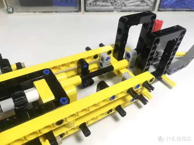 LEGO 乐高 拼拼乐 篇176:未来与现代的结合:42081 沃尔沃 ZEUX 概念式装载机 LEGO 乐高 拼拼乐 篇176:未来与现代的结合:42081 沃尔沃 ZEUX 概念式装载机