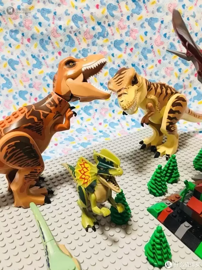 我的LEGO侏罗纪小世界—乐高侏罗纪世界系列恐龙配件晒单 我的LEGO侏罗纪小世界—乐高侏罗纪世界系列恐龙配件晒单