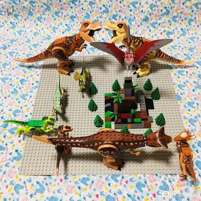 我的LEGO侏罗纪小世界—乐高侏罗纪世界系列恐龙配件晒单 我的LEGO侏罗纪小世界—乐高侏罗纪世界系列恐龙配件晒单