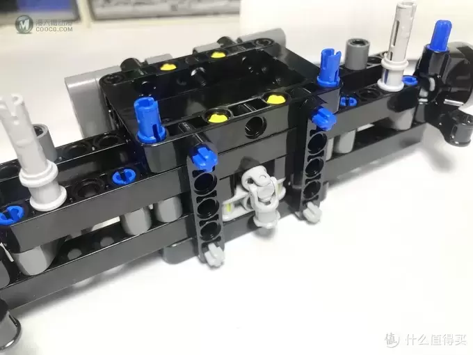 LEGO 乐高 拼拼乐 篇176:未来与现代的结合:42081 沃尔沃 ZEUX 概念式装载机 LEGO 乐高 拼拼乐 篇176:未来与现代的结合:42081 沃尔沃 ZEUX 概念式装载机