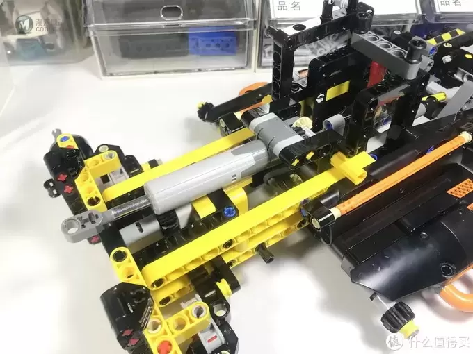 LEGO 乐高 拼拼乐 篇176:未来与现代的结合:42081 沃尔沃 ZEUX 概念式装载机 LEGO 乐高 拼拼乐 篇176:未来与现代的结合:42081 沃尔沃 ZEUX 概念式装载机