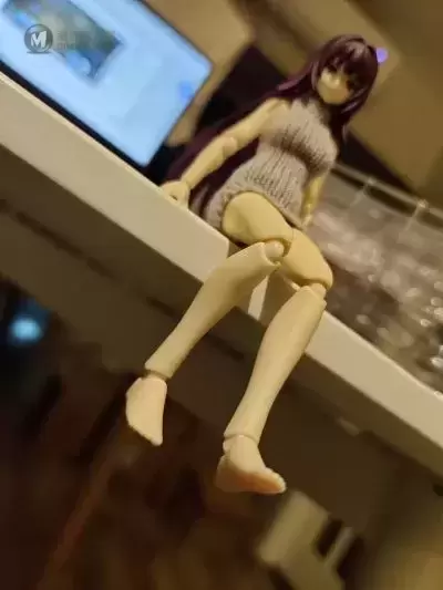 figma#505 女性body 千秋 露背毛衣 figma#505 女性body 千秋 露背毛衣