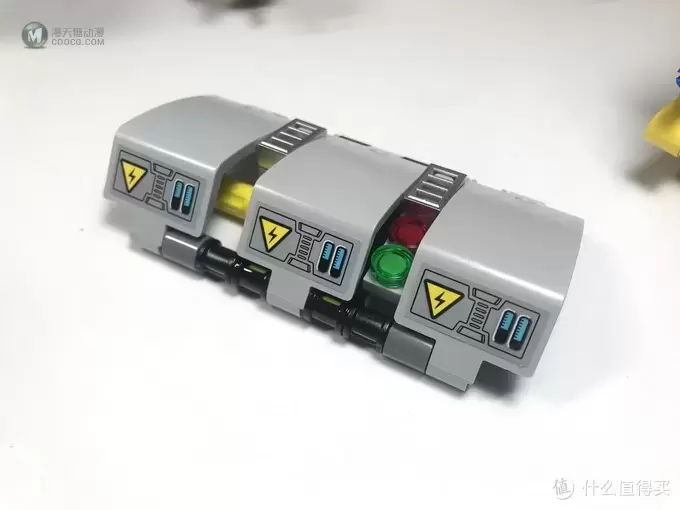 LEGO 乐高 拼拼乐 篇176:未来与现代的结合:42081 沃尔沃 ZEUX 概念式装载机 LEGO 乐高 拼拼乐 篇176:未来与现代的结合:42081 沃尔沃 ZEUX 概念式装载机