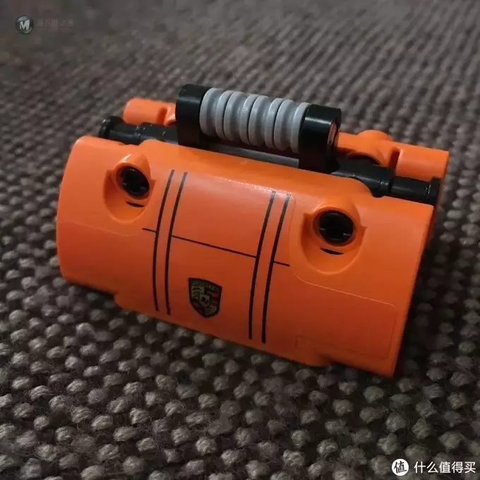 我的LEGO科技系列 篇一:买得起的保时捷 — 42056 Porsche 911 GT3 我的LEGO科技系列 篇一:买得起的保时捷 — 42056 Porsche 911 GT3