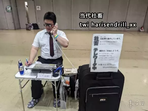 越南COSER陈小姐在C100上陷入沉思 越南COSER陈小姐在C100上陷入沉思