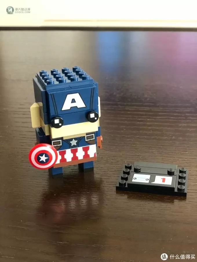 乐高 方头仔 篇十九：LEGO BRICKHEADZ 乐高方头仔  41589 美国队长