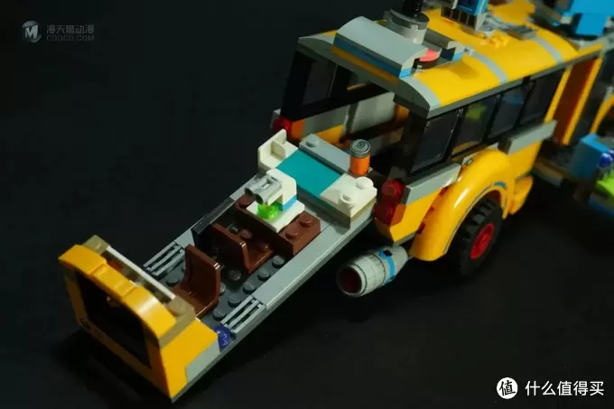 积木的世界 篇十八：LEGO HIDDEN SIDE之 少年Ω与神奇校车