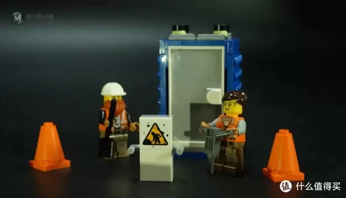 积木的世界 篇十八：LEGO HIDDEN SIDE之 少年Ω与神奇校车