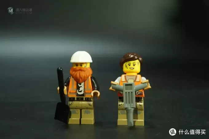 积木的世界 篇十八：LEGO HIDDEN SIDE之 少年Ω与神奇校车