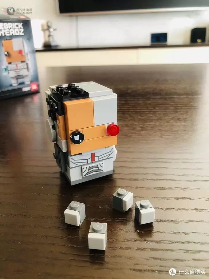 乐高方头仔 篇十三：LEGO BRICKHEADZ 乐高方头仔 41601 钢骨