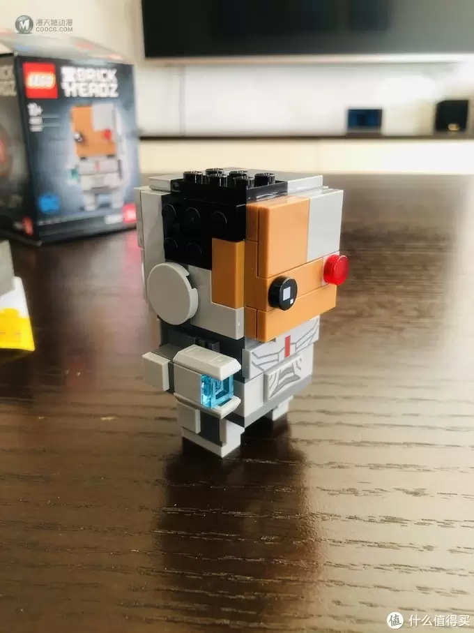 乐高方头仔 篇十三：LEGO BRICKHEADZ 乐高方头仔 41601 钢骨