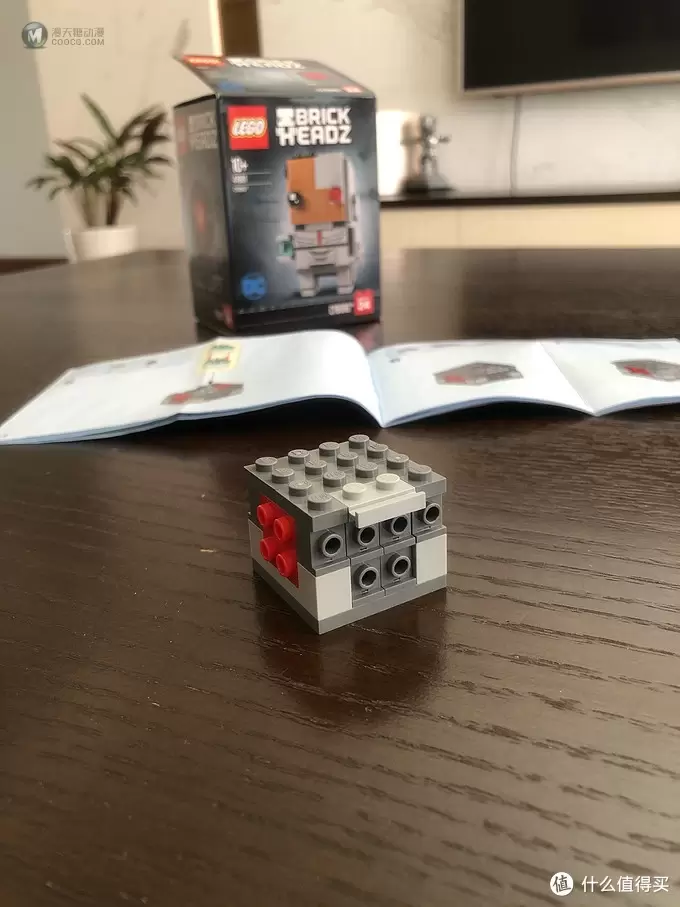 乐高方头仔 篇十三：LEGO BRICKHEADZ 乐高方头仔 41601 钢骨