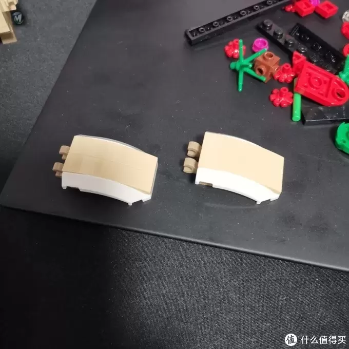 老杨的玩具仓库 篇十三：乐高大头 40349 情人节礼物单身狗