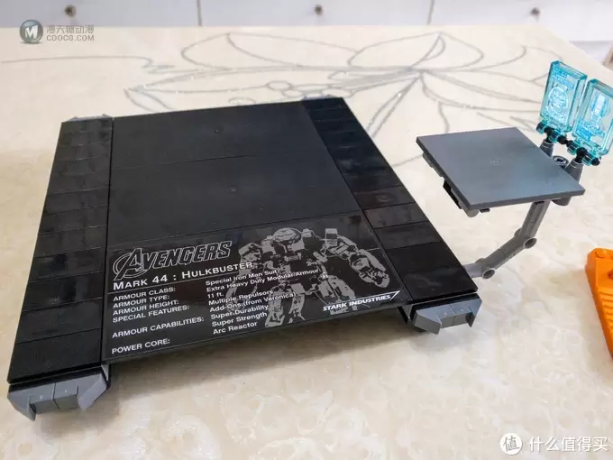 模型 篇八：纪念即将逝去的青春——乐高76105反浩克装甲开箱