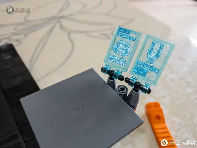 模型 篇八：纪念即将逝去的青春——乐高76105反浩克装甲开箱