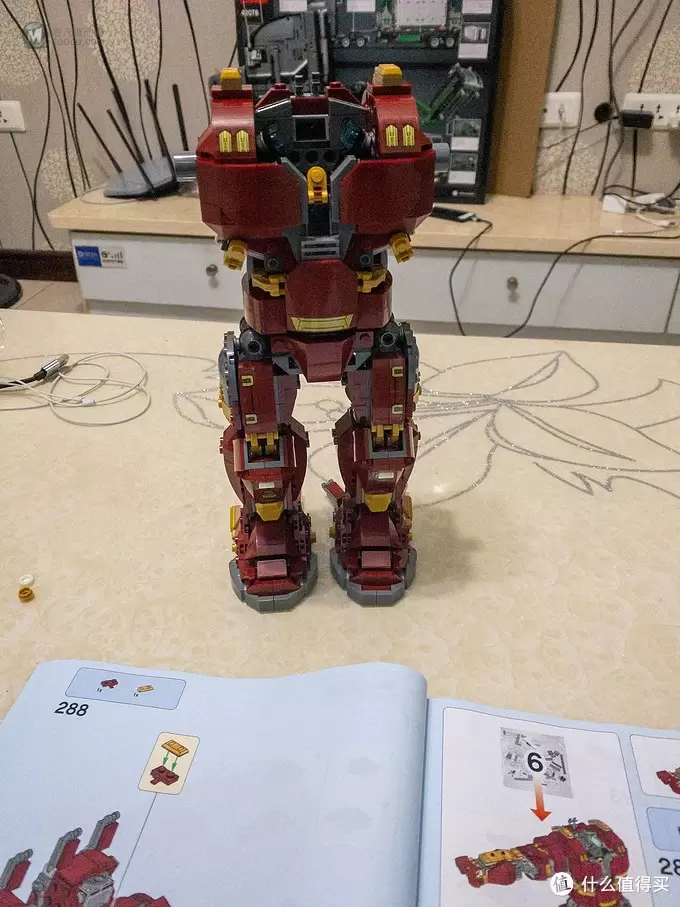 模型 篇八：纪念即将逝去的青春——乐高76105反浩克装甲开箱
