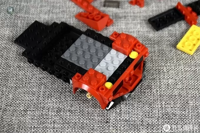 8格宽度 LEGO 76895 简单测试