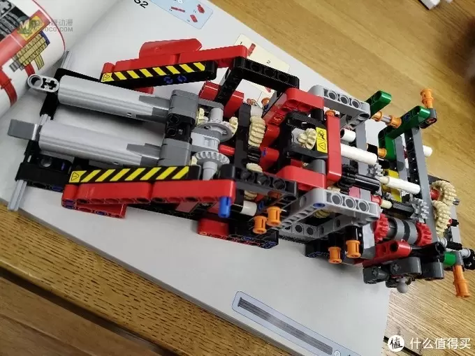 LEGO乐高科技组 篇三：乐高机械组42082 男人的浪漫part3