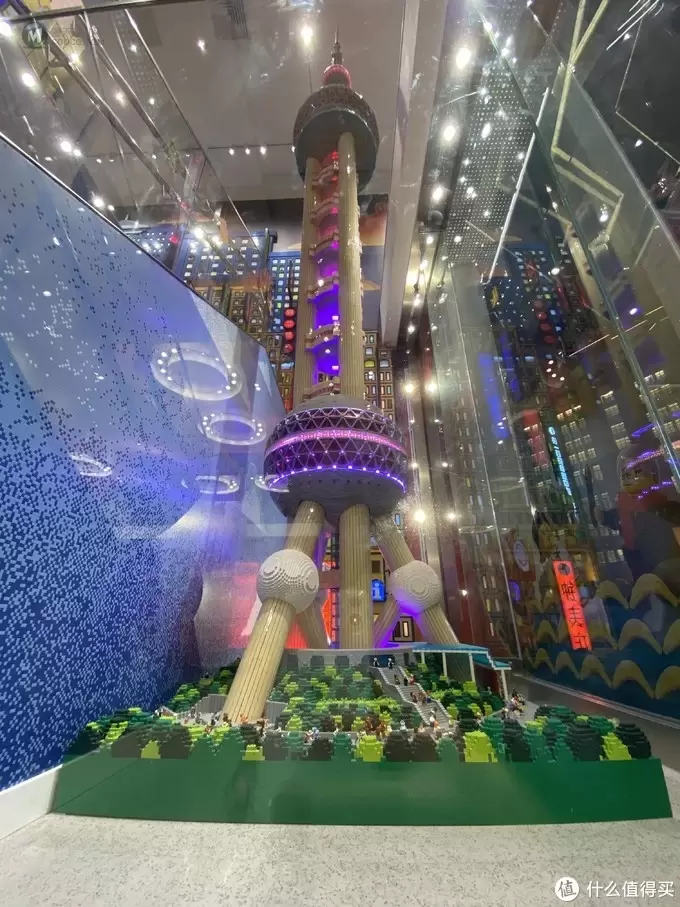 庆祝红魔曼联主场球馆建立110周年一乐高10272老特拉福德球场+上海乐高旗舰店打卡