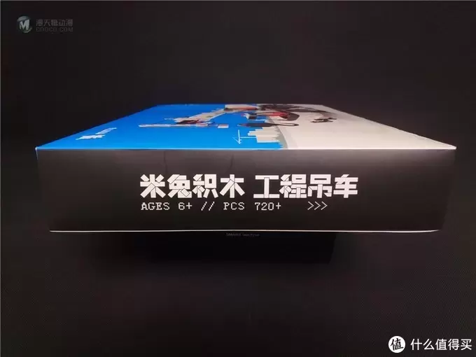小积木拼出大梦想！走，带着娃一起开着米兔工程吊车去挖矿
