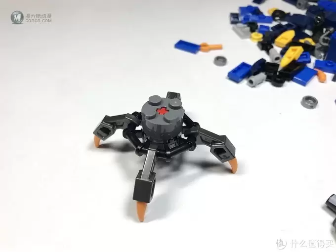 LEGO 乐高 拼拼乐 篇183：蓝龙配绿龙 Ninjago 幻影忍者系列 70652 雷电暴风神龙