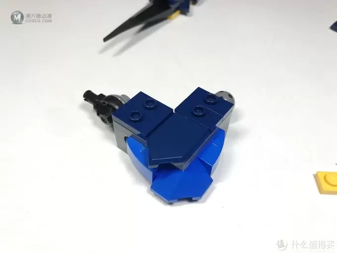 LEGO 乐高 拼拼乐 篇183：蓝龙配绿龙 Ninjago 幻影忍者系列 70652 雷电暴风神龙