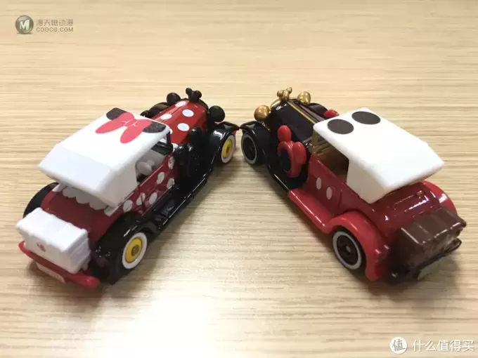 多美卡迪士尼梦之星系列—米奇&米妮老爷车开箱晒物