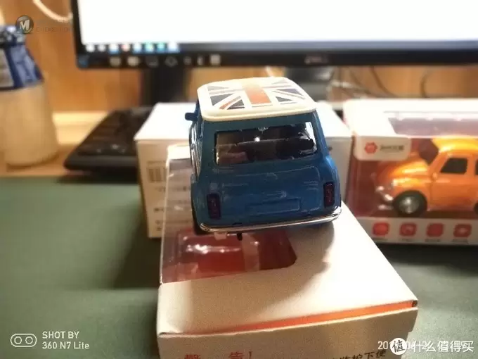我家小朋友的合金回力小“车模”