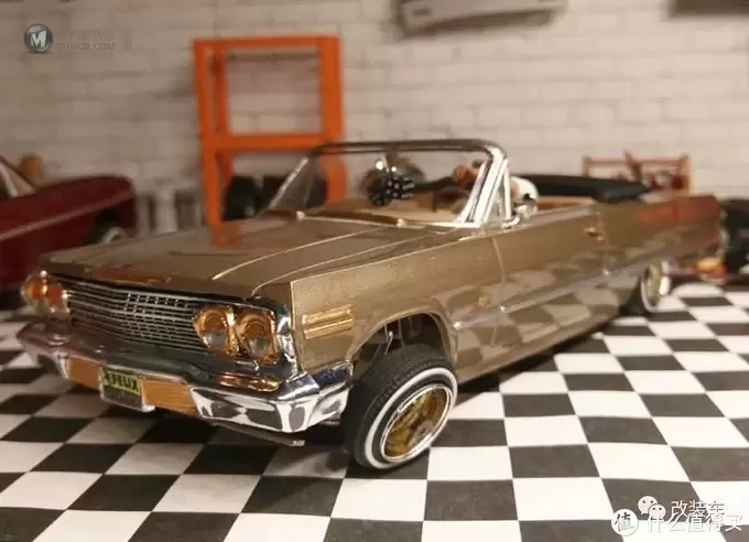 Lowrider狂热爱好者，收藏的车模就花费了几十万！