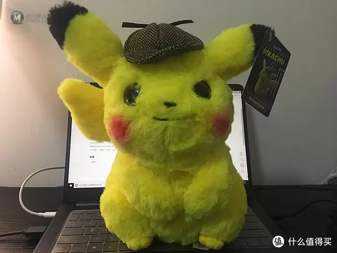 我的精灵球终于抓到皮卡丘啦！大侦探皮卡丘毛绒公仔测评